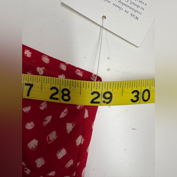 CROFT & BARROW Cut off sleeve blouse - Picture 8 of 10